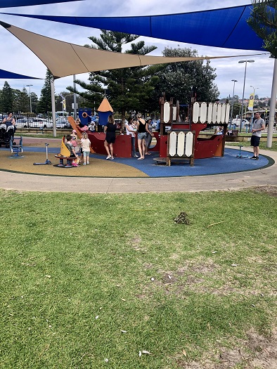 シドニーのマルーブラビーチの子供遊技場