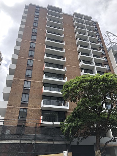 ケンブリッジ ホテル シドニー　Cambridge Hotel Sydney