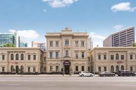 アディーナ アパートメント ホテル アデレード トレジュアリー　Adina Apartment Hotel Adelaide Treasury