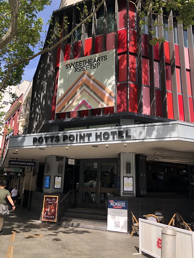 シドニーのキングスクロスの「Potts Point Hotel」