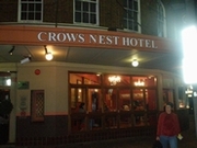 クローズネストホテルCrows Nest Hotel