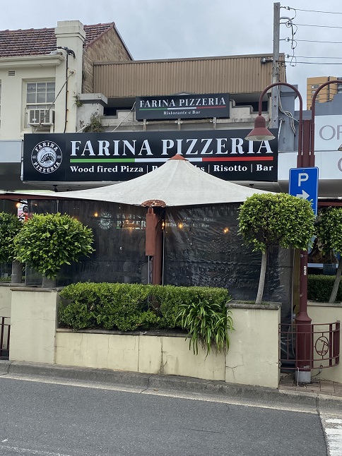 Farina Pizzeria Crows Nest in クローズネスト