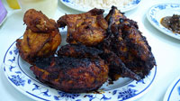 シドニーのインドネシア料理レストラン、キングスフォードの「Ayam Goreng 99」