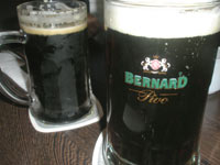 �V�h�j�[�̃r�[���J�t�F�A�`�F�R�r�[���̃o�U�[���E�r�[���J�t�F�iBazaar Beer Cafe�j