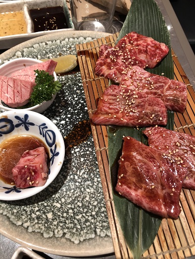 シドニーの焼肉屋「CHOJI YAKINIKU」の和牛盛り合わせ