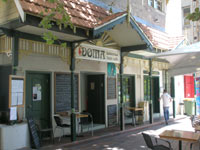 �V�h�j�[�̃r�[���J�t�F�A�L���O�X�N���X�́uDoma Bohemian Beer Cafe�v