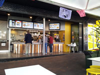 クローズネストのメキシコ料理Guzman y Gomez Mexican