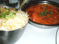 シドニーのサリーヒルズにあるインド料理レストランのマヤ・タンドーリ（Maya Tandoori）のチキンカレー、おいしいよ