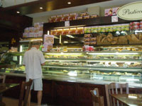 �n�o�[�t�B�[���h�̃P�[�L���FPasticceria Papa�̓X��