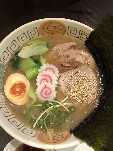 シドニーのラーメン屋　亮亭（Ryotei）の豚骨しょうゆラーメン