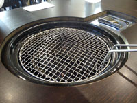 �V�h�j�[�̊؍��ē���Surasang Charcoal BBQ Restaurant�̖�