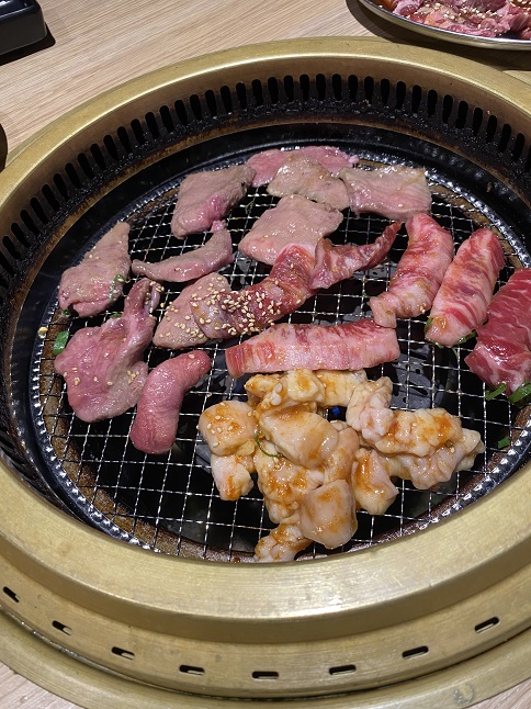 シドニーの焼肉屋「焼肉横丁 (Yakiniku Yokocho)」のお肉