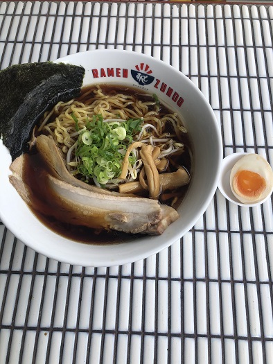 シドニーのラーメン屋　ラーメンずんどの醤油ラーメン